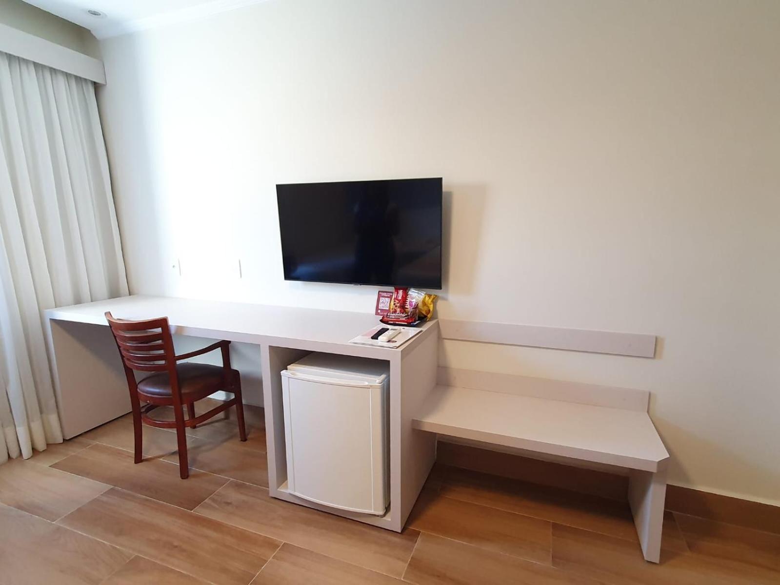 Vinhedo Plaza Hotel Dış mekan fotoğraf
